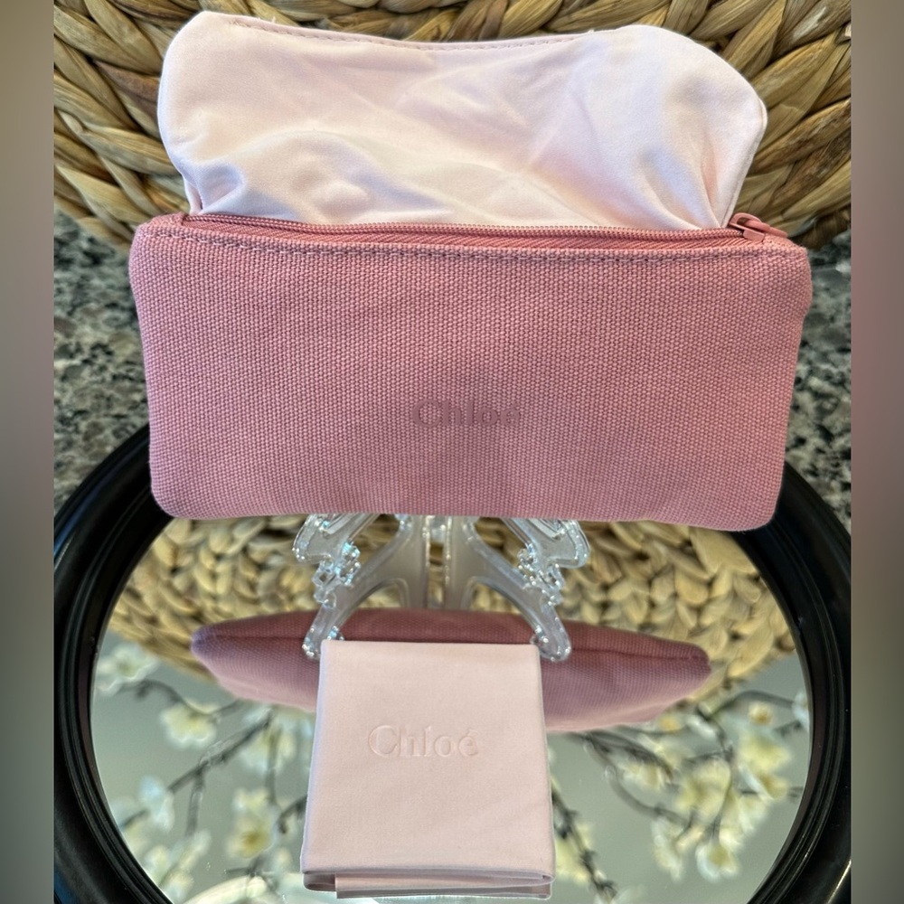 ✨CHLOE LIKE NEW Case Sunglasses Eyewear ORIGINAL Soft Cleaning Cloth Pink - Picture 8 of 11